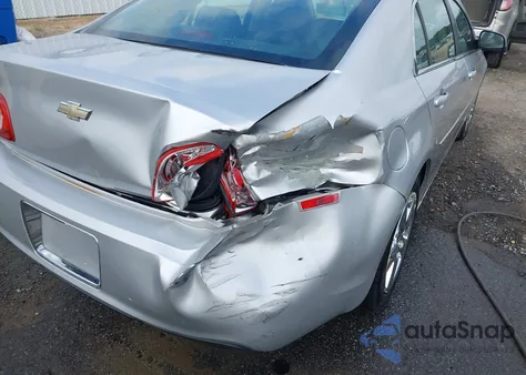 2010 Chevrolet Malibu Lt z USA, uszkodzony, nr VIN 1G1ZD5EBXAF207800